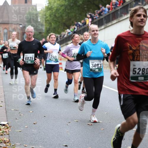 05.10.2025 - 20. swb-Marathon Bremen Michael Strokosch http://msf.ph/oto/9222059 05.10.2025 12:58:29 Laufen 2465, 6035, 27, 3083, 5280 meine-sportfotos.de