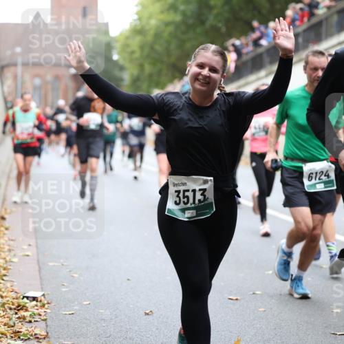 05.10.2025 - 20. swb-Marathon Bremen Michael Strokosch http://msf.ph/oto/9222080 05.10.2025 12:58:34 Laufen 3513, 6124, 6991 meine-sportfotos.de