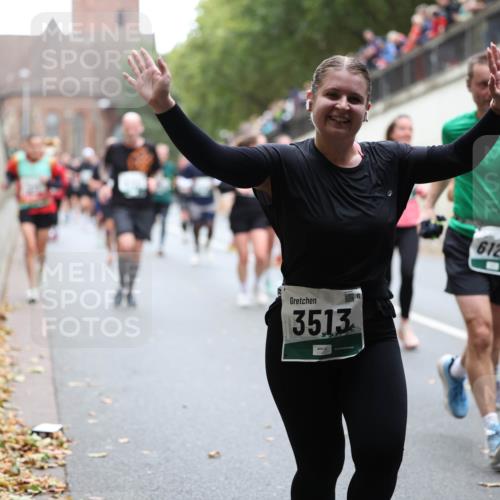 05.10.2025 - 20. swb-Marathon Bremen Michael Strokosch http://msf.ph/oto/9222081 05.10.2025 12:58:35 Laufen 3513, 6124 meine-sportfotos.de