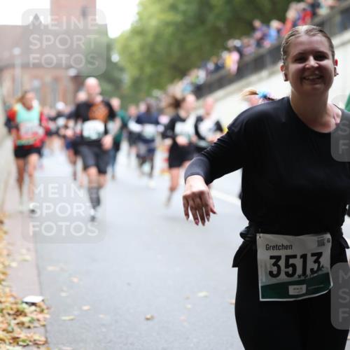 05.10.2025 - 20. swb-Marathon Bremen Michael Strokosch http://msf.ph/oto/9222082 05.10.2025 12:58:35 Laufen 3513 meine-sportfotos.de