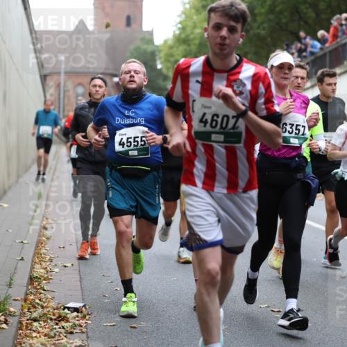 05.10.2025 - 20. swb-Marathon Bremen Michael Strokosch http://msf.ph/oto/9222150 05.10.2025 12:58:59 Laufen 4555, 4607, 6357, 6722, 7585 meine-sportfotos.de
