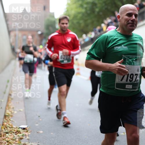 05.10.2025 - 20. swb-Marathon Bremen Michael Strokosch http://msf.ph/oto/9222303 05.10.2025 12:59:44 Laufen 6201, 24, 09, 2006, 2006, 7197, 5992 meine-sportfotos.de