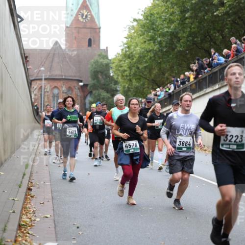 05.10.2025 - 20. swb-Marathon Bremen Michael Strokosch http://msf.ph/oto/9222312 05.10.2025 12:59:48 Laufen 598, 4517, 4518, 4576, 3664, 3223 meine-sportfotos.de