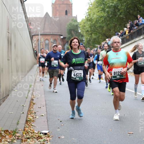 05.10.2025 - 20. swb-Marathon Bremen Michael Strokosch http://msf.ph/oto/9222320 05.10.2025 12:59:50 Laufen 5983, 45, 17, 3822, 20, 912, 2895, 457 meine-sportfotos.de