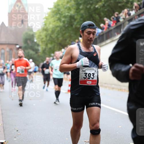 05.10.2025 - 20. swb-Marathon Bremen Michael Strokosch http://msf.ph/oto/9222361 05.10.2025 13:00:02 Laufen 393, 3369 meine-sportfotos.de