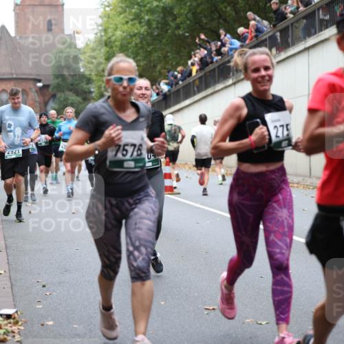 05.10.2025 - 20. swb-Marathon Bremen Michael Strokosch http://msf.ph/oto/9222375 05.10.2025 13:00:08 Laufen 420, 7576, 275, 6285 meine-sportfotos.de