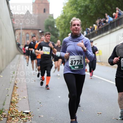 05.10.2025 - 20. swb-Marathon Bremen Michael Strokosch http://msf.ph/oto/9222381 05.10.2025 13:00:12 Laufen 11482, 8779, 5517, 429 meine-sportfotos.de