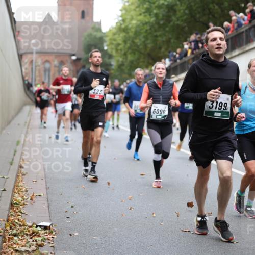 05.10.2025 - 20. swb-Marathon Bremen Michael Strokosch http://msf.ph/oto/9222395 05.10.2025 13:00:18 Laufen 323, 6098, 3199, 656 meine-sportfotos.de