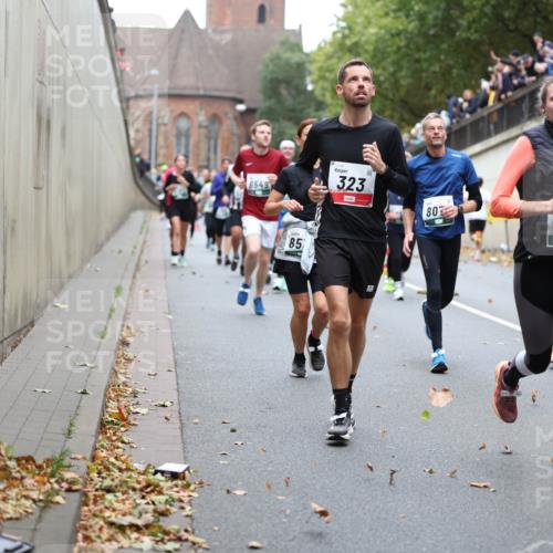 05.10.2025 - 20. swb-Marathon Bremen Michael Strokosch http://msf.ph/oto/9222397 05.10.2025 13:00:19 Laufen 6549, 323, 85, 803, 6098 meine-sportfotos.de