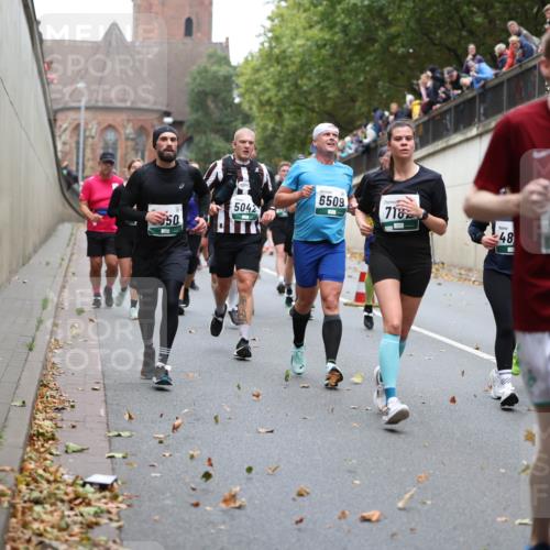 05.10.2025 - 20. swb-Marathon Bremen Michael Strokosch http://msf.ph/oto/9222406 05.10.2025 13:00:23 Laufen 50, 5042, 6509, 718, 6549, 48 meine-sportfotos.de