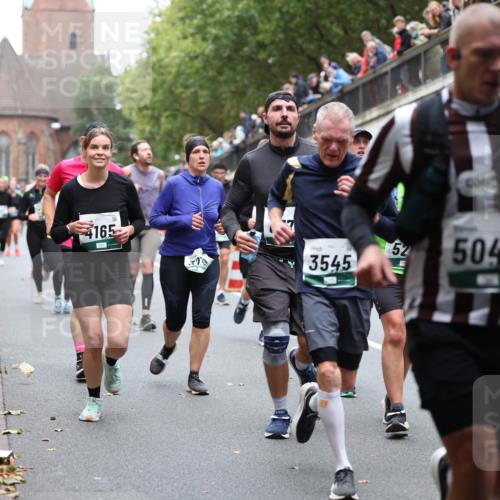 05.10.2025 - 20. swb-Marathon Bremen Michael Strokosch http://msf.ph/oto/9222420 05.10.2025 13:00:26 Laufen 165, 3545, 52, 1, 504277, 74 meine-sportfotos.de