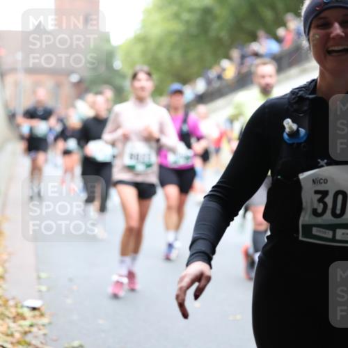 05.10.2025 - 20. swb-Marathon Bremen Michael Strokosch http://msf.ph/oto/9222436 05.10.2025 13:00:32 Laufen 3060, 08561 meine-sportfotos.de