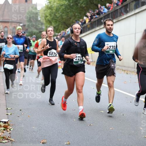 05.10.2025 - 20. swb-Marathon Bremen Michael Strokosch http://msf.ph/oto/9222445 05.10.2025 13:00:37 Laufen 822, 5875, 3221, 270 meine-sportfotos.de