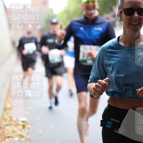 05.10.2025 - 20. swb-Marathon Bremen Michael Strokosch http://msf.ph/oto/9222457 05.10.2025 13:00:40 Laufen  meine-sportfotos.de