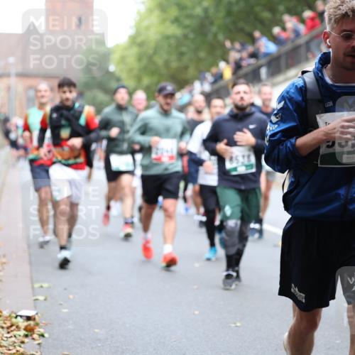 05.10.2025 - 20. swb-Marathon Bremen Michael Strokosch http://msf.ph/oto/9222485 05.10.2025 13:00:47 Laufen 2, 8538, 4316 meine-sportfotos.de