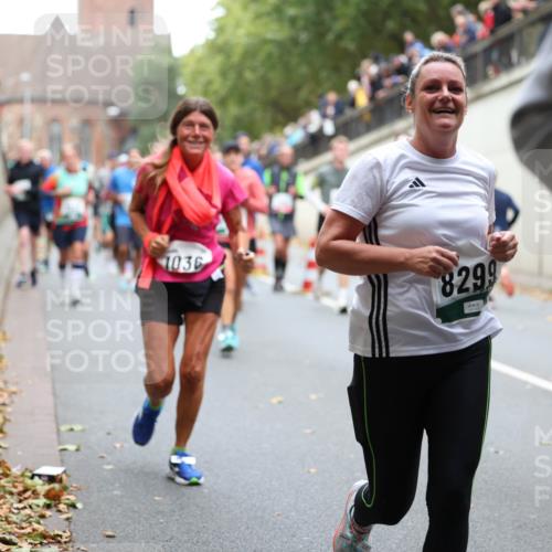 05.10.2025 - 20. swb-Marathon Bremen Michael Strokosch http://msf.ph/oto/9222504 05.10.2025 13:00:54 Laufen 1036, 8299 meine-sportfotos.de