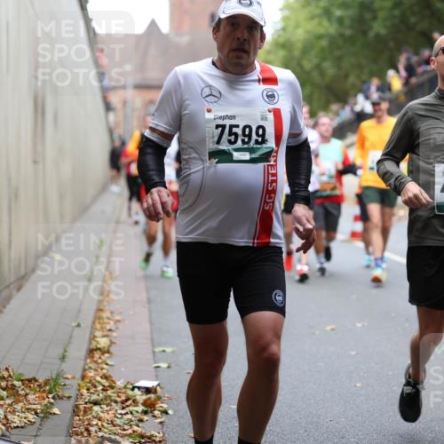 05.10.2025 - 20. swb-Marathon Bremen Michael Strokosch http://msf.ph/oto/9222524 05.10.2025 13:01:04 Laufen 7599, 4426 meine-sportfotos.de