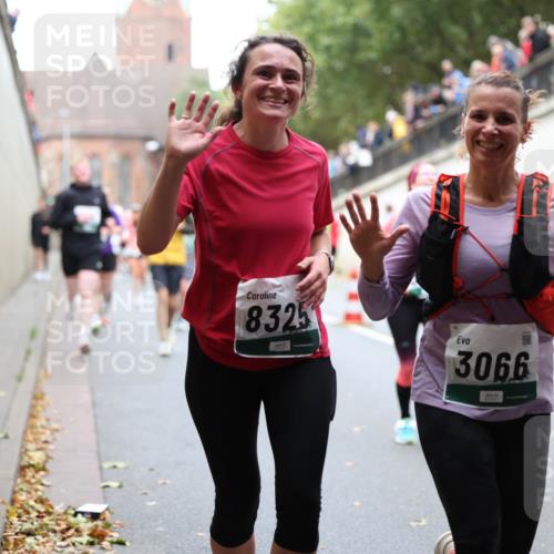 05.10.2025 - 20. swb-Marathon Bremen Michael Strokosch http://msf.ph/oto/9222550 05.10.2025 13:01:12 Laufen 8325, 3066 meine-sportfotos.de