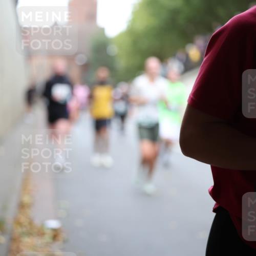 05.10.2025 - 20. swb-Marathon Bremen Michael Strokosch http://msf.ph/oto/9222552 05.10.2025 13:01:13 Laufen 83 meine-sportfotos.de