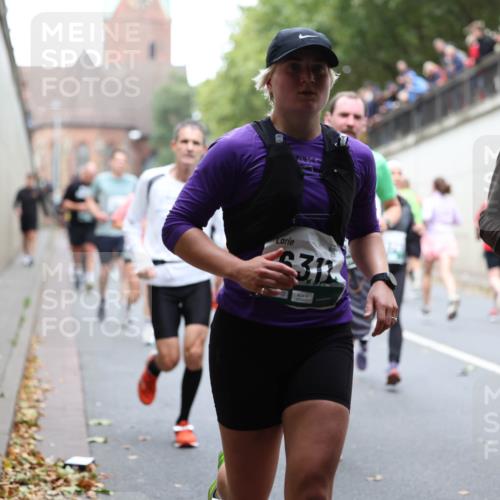 05.10.2025 - 20. swb-Marathon Bremen Michael Strokosch http://msf.ph/oto/9222567 05.10.2025 13:01:16 Laufen  meine-sportfotos.de
