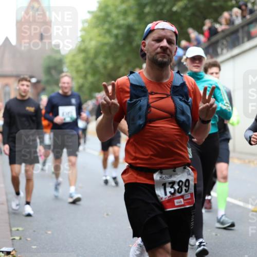05.10.2025 - 20. swb-Marathon Bremen Michael Strokosch http://msf.ph/oto/9222612 05.10.2025 13:01:30 Laufen 1389, 3229 meine-sportfotos.de