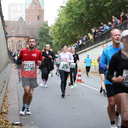 05.10.2025 - 20. swb-Marathon Bremen Michael Strokosch http://msf.ph/oto/9222679 05.10.2025 13:01:56 Laufen 7423, 4091, 5019, 8231 meine-sportfotos.de