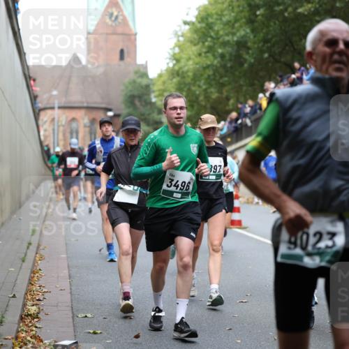 05.10.2025 - 20. swb-Marathon Bremen Michael Strokosch http://msf.ph/oto/9222703 05.10.2025 13:02:02 Laufen 3496, 397, 9023, 51 meine-sportfotos.de