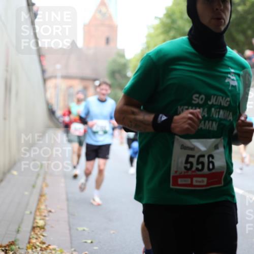 05.10.2025 - 20. swb-Marathon Bremen Michael Strokosch http://msf.ph/oto/9222746 05.10.2025 13:02:15 Laufen 556 meine-sportfotos.de