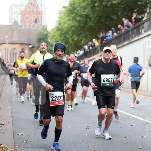 05.10.2025 - 20. swb-Marathon Bremen Michael Strokosch http://msf.ph/oto/9222797 05.10.2025 13:02:33 Laufen 2287, 2386, 6955 meine-sportfotos.de