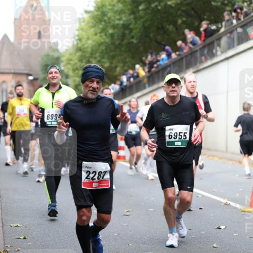 05.10.2025 - 20. swb-Marathon Bremen Michael Strokosch http://msf.ph/oto/9222798 05.10.2025 13:02:33 Laufen 34, 6994, 2287, 6955 meine-sportfotos.de