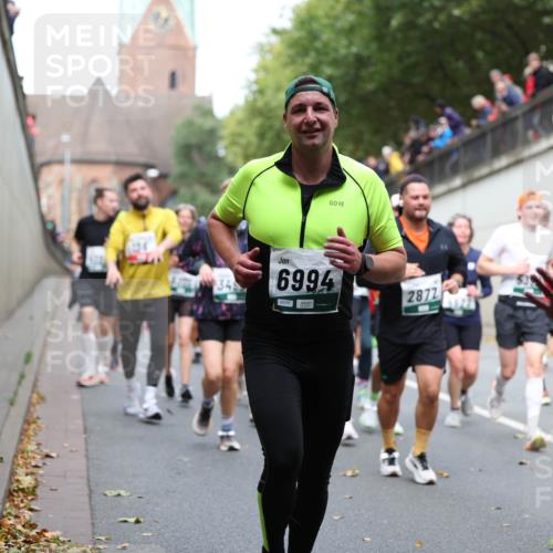 05.10.2025 - 20. swb-Marathon Bremen Michael Strokosch http://msf.ph/oto/9222803 05.10.2025 13:02:35 Laufen 346, 6994, 2872 meine-sportfotos.de