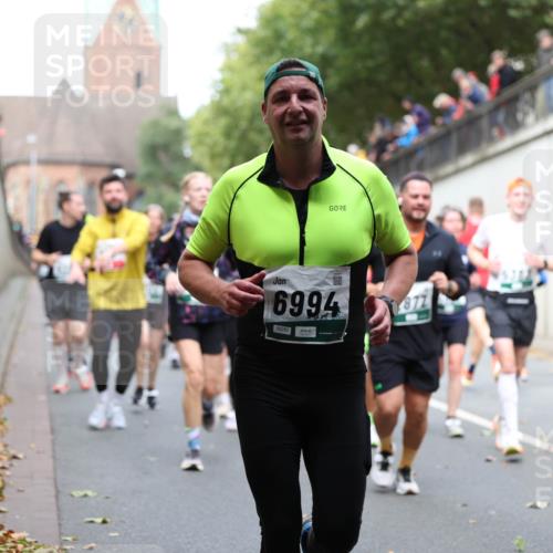 05.10.2025 - 20. swb-Marathon Bremen Michael Strokosch http://msf.ph/oto/9222804 05.10.2025 13:02:35 Laufen 6994, 877 meine-sportfotos.de