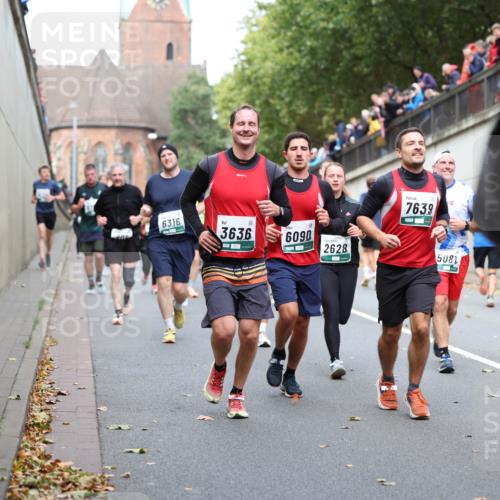 05.10.2025 - 20. swb-Marathon Bremen Michael Strokosch http://msf.ph/oto/9222834 05.10.2025 13:02:46 Laufen 6316, 3636, 6090, 2628, 7639, 5081 meine-sportfotos.de