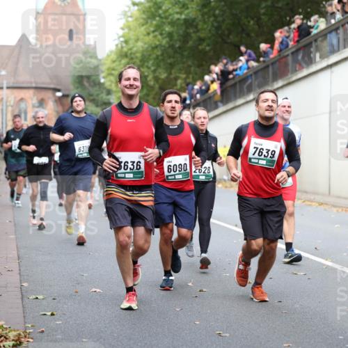 05.10.2025 - 20. swb-Marathon Bremen Michael Strokosch http://msf.ph/oto/9222835 05.10.2025 13:02:47 Laufen 6316, 3636, 6090628, 7639 meine-sportfotos.de