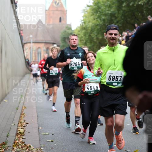 05.10.2025 - 20. swb-Marathon Bremen Michael Strokosch http://msf.ph/oto/9222855 05.10.2025 13:02:52 Laufen 7780, 8784, 4940, 6967 meine-sportfotos.de