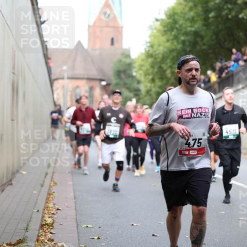 05.10.2025 - 20. swb-Marathon Bremen Michael Strokosch http://msf.ph/oto/9222892 05.10.2025 13:03:03 Laufen 475, 4511, 131 meine-sportfotos.de