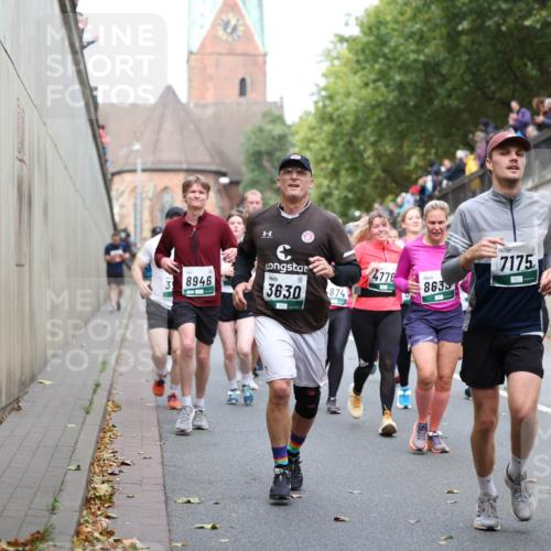 05.10.2025 - 20. swb-Marathon Bremen Michael Strokosch http://msf.ph/oto/9222897 05.10.2025 13:03:04 Laufen 8946, 3630, 874, 4776, 863, 7175, 395 meine-sportfotos.de