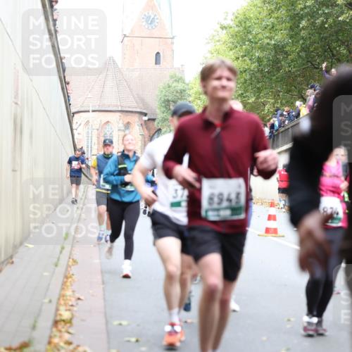 05.10.2025 - 20. swb-Marathon Bremen Michael Strokosch http://msf.ph/oto/9222907 05.10.2025 13:03:07 Laufen 8945, 363 meine-sportfotos.de