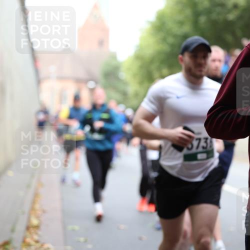 05.10.2025 - 20. swb-Marathon Bremen Michael Strokosch http://msf.ph/oto/9222910 05.10.2025 13:03:08 Laufen 373, 89, 04004 meine-sportfotos.de