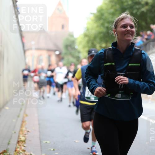 05.10.2025 - 20. swb-Marathon Bremen Michael Strokosch http://msf.ph/oto/9222919 05.10.2025 13:03:10 Laufen  meine-sportfotos.de