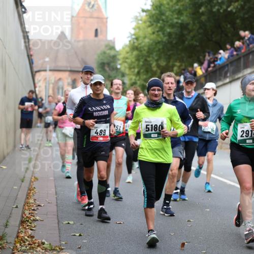 05.10.2025 - 20. swb-Marathon Bremen Michael Strokosch http://msf.ph/oto/9223009 05.10.2025 13:03:40 Laufen 489, 515180, 20, 2914 meine-sportfotos.de