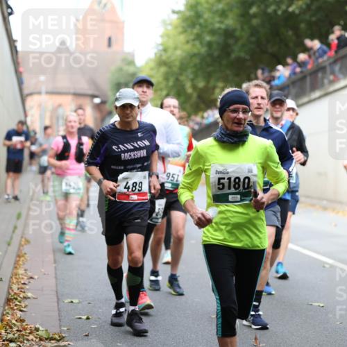 05.10.2025 - 20. swb-Marathon Bremen Michael Strokosch http://msf.ph/oto/9223011 05.10.2025 13:03:41 Laufen 4, 489, 951, 5180, 291 meine-sportfotos.de