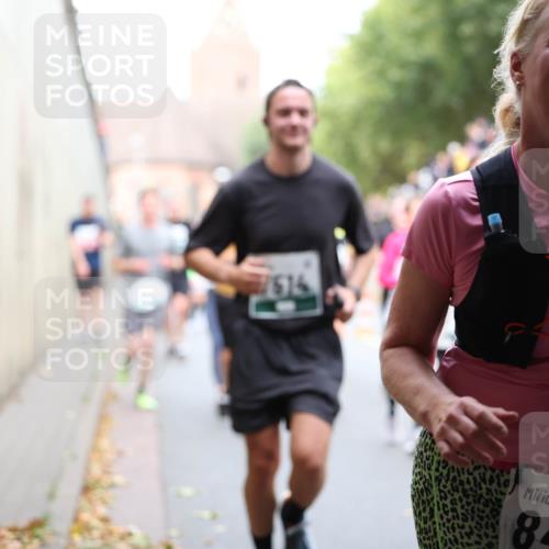 05.10.2025 - 20. swb-Marathon Bremen Michael Strokosch http://msf.ph/oto/9223021 05.10.2025 13:03:45 Laufen 1614, 8435 meine-sportfotos.de