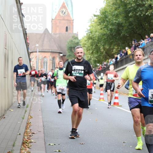 05.10.2025 - 20. swb-Marathon Bremen Michael Strokosch http://msf.ph/oto/9223032 05.10.2025 13:03:48 Laufen 362, 3670 meine-sportfotos.de