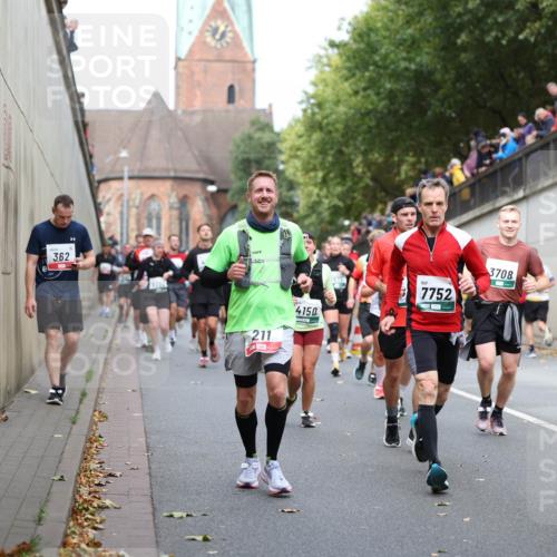 05.10.2025 - 20. swb-Marathon Bremen Michael Strokosch http://msf.ph/oto/9223041 05.10.2025 13:03:51 Laufen 362, 4150, 7752, 3708 meine-sportfotos.de
