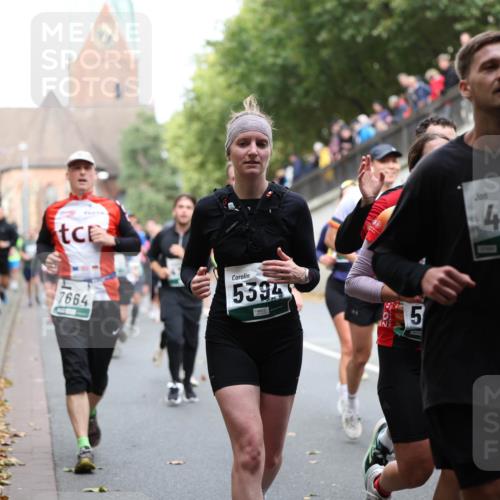 05.10.2025 - 20. swb-Marathon Bremen Michael Strokosch http://msf.ph/oto/9223069 05.10.2025 13:03:58 Laufen 362, 7664, 5394, 5, 4171 meine-sportfotos.de
