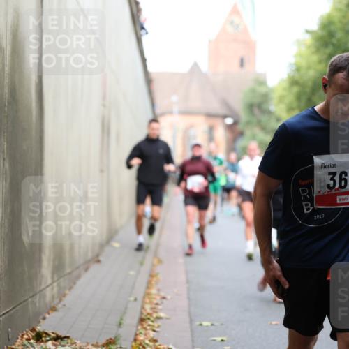 05.10.2025 - 20. swb-Marathon Bremen Michael Strokosch http://msf.ph/oto/9223078 05.10.2025 13:04:02 Laufen 2019, 362, 33 meine-sportfotos.de