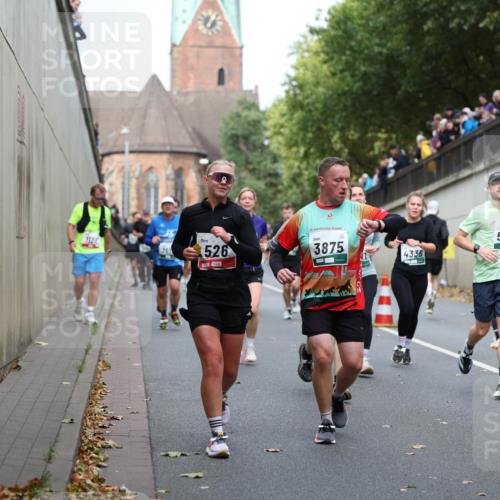 05.10.2025 - 20. swb-Marathon Bremen Michael Strokosch http://msf.ph/oto/9223124 05.10.2025 13:04:15 Laufen 1127, 526, 20, 3875, 4336, 5522 meine-sportfotos.de