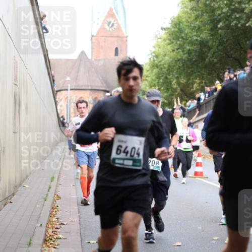 05.10.2025 - 20. swb-Marathon Bremen Michael Strokosch http://msf.ph/oto/9223163 05.10.2025 13:04:25 Laufen 6404, 208 meine-sportfotos.de