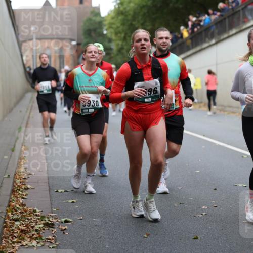 05.10.2025 - 20. swb-Marathon Bremen Michael Strokosch http://msf.ph/oto/9223169 05.10.2025 13:04:42 Laufen 5930, 96, 8695 meine-sportfotos.de